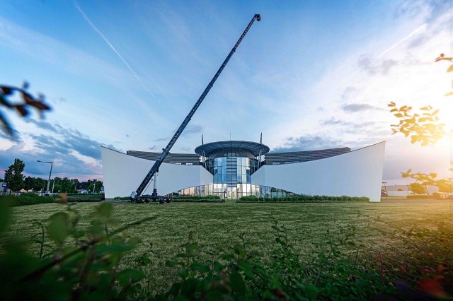 Technocrane at Pilsen, Czechia photo 12