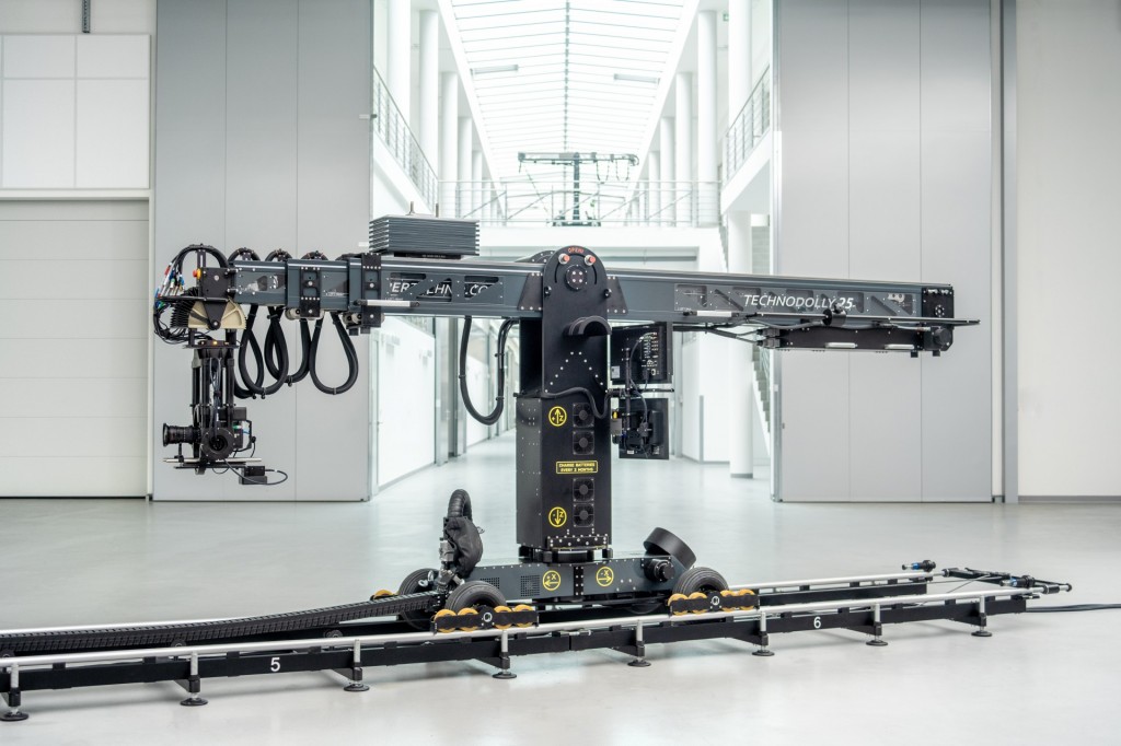 Technodolly25